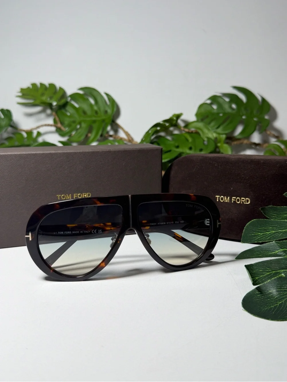 Tom Ford Tortoiseshell Aviator Sunglasses with Blue-to-Beige Gradient Lenses